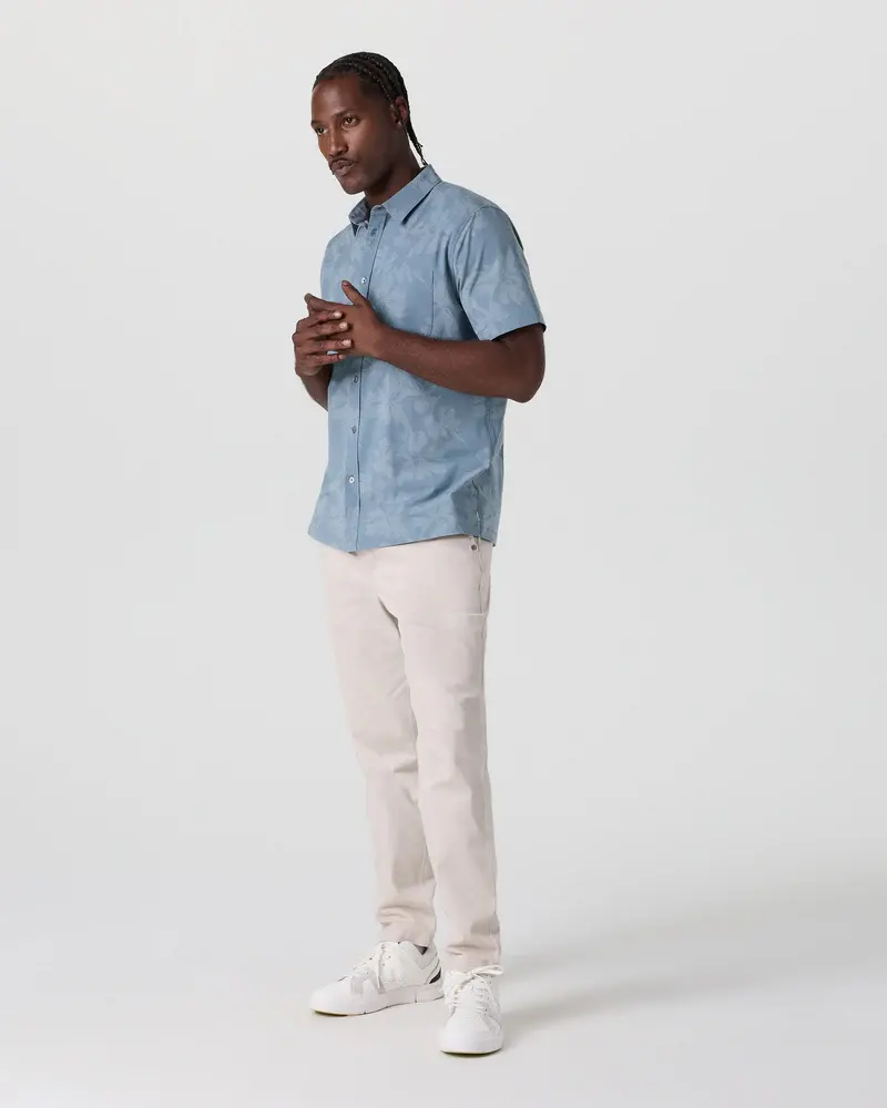Vuori HOMMES BRIDGE BUTTON DOWN SHORT SLEEVE DUSTY BLUE PLUMERIA