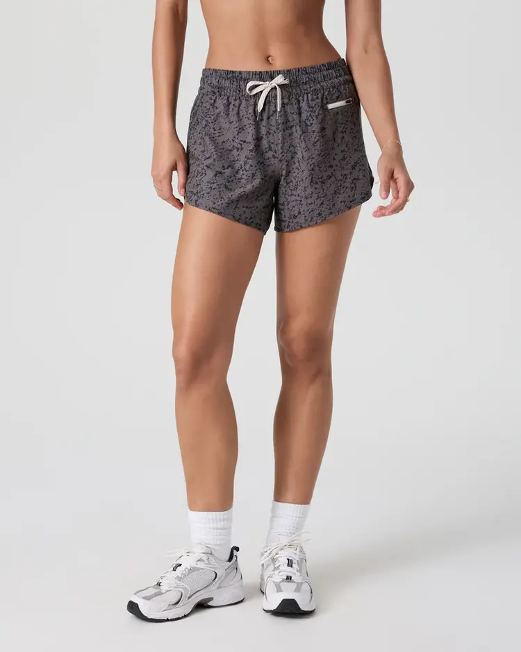 Vuori WOMEN'S CLEMENTINE 4" SHORT 2.0