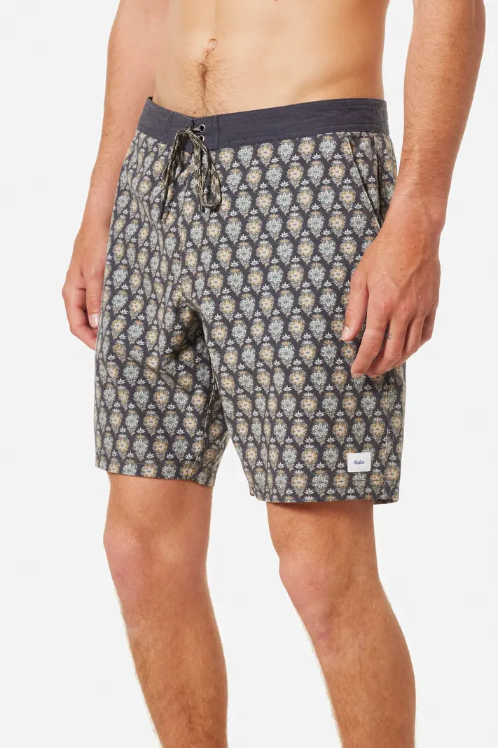 Katin MEN'S NOMAD HYBRID TRUNK BLACK WASH