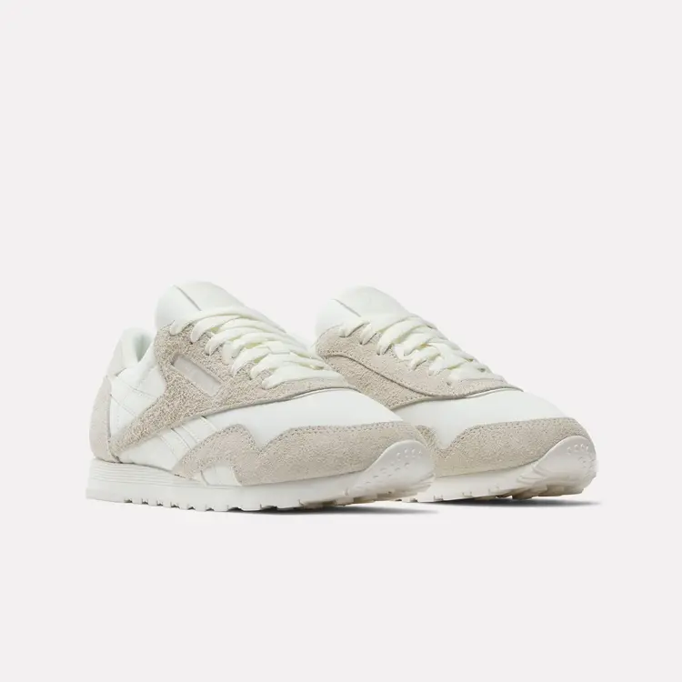 Reebok WOMEN'S CLASSIC NYLON SAND/CHALK