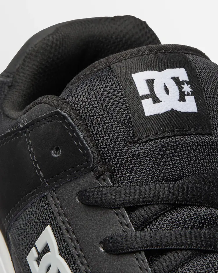 DC Shoes MEN'S MANTECA 4 BLACK/BLACK/WHITE