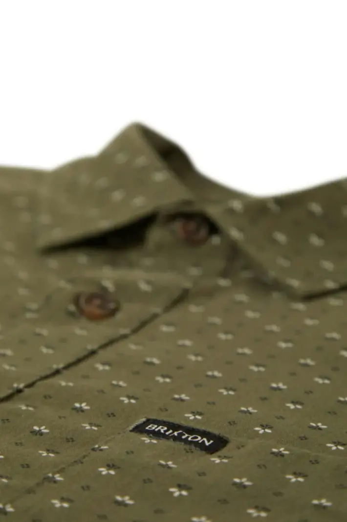 Brixton HOMMES CHARTER PRINT S/S SHIRT IVY GREEN/MICRO FLORAL