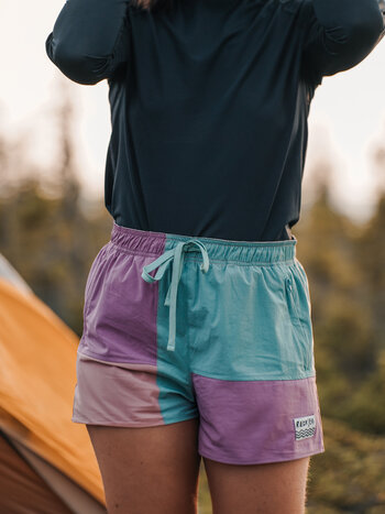 Notice the reckless WOMEN'S SWITCHBACK SHORTS MULTI