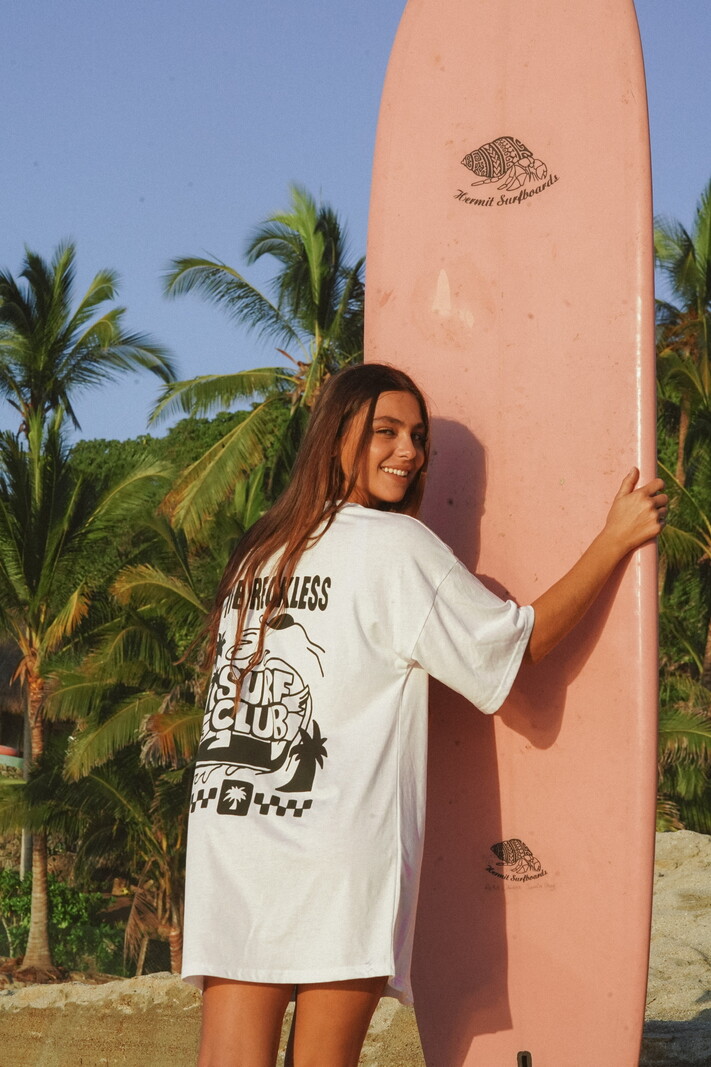 Notice the reckless FEMMES SURF CLUB TEE DRESS WHITE