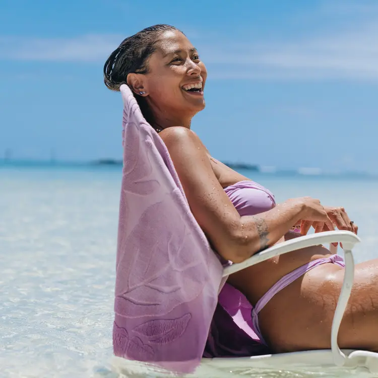 Aloha HEIPUA BEACH TOWEL LAVENDER