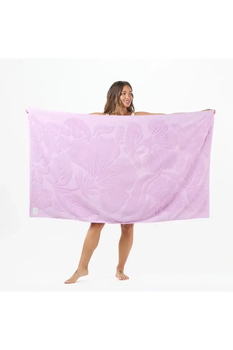 Aloha HEIPUA BEACH TOWEL LAVENDER