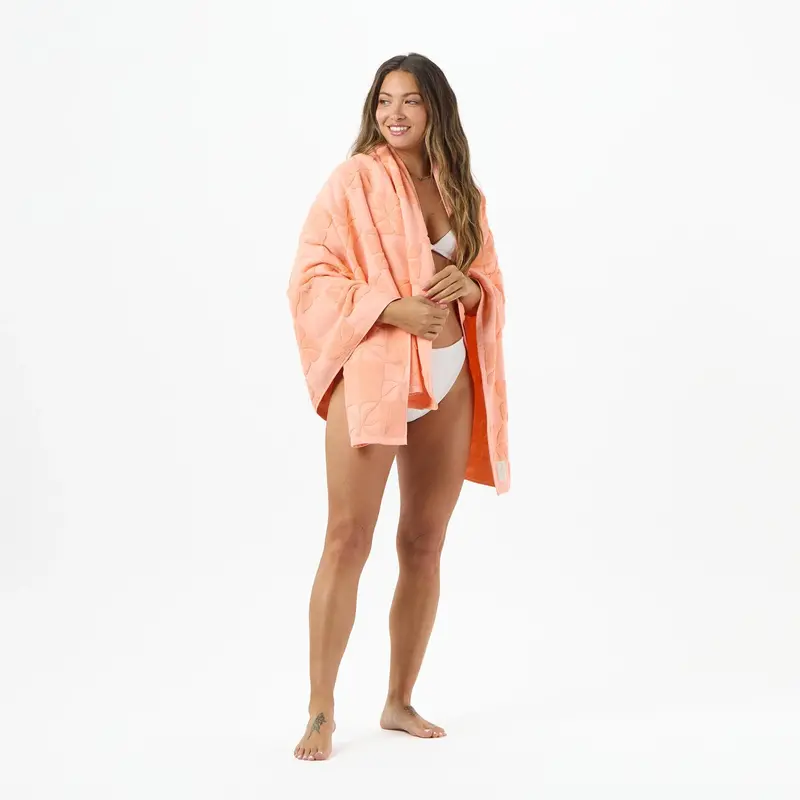 Aloha PUA CHECK BEACH TOWEL PEACHY
