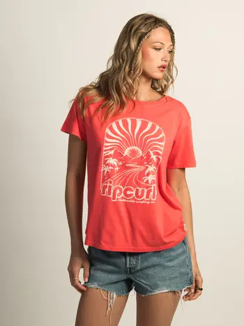 RIP CURL FEMMES RADIANT STANDARD TEE WASHED RED