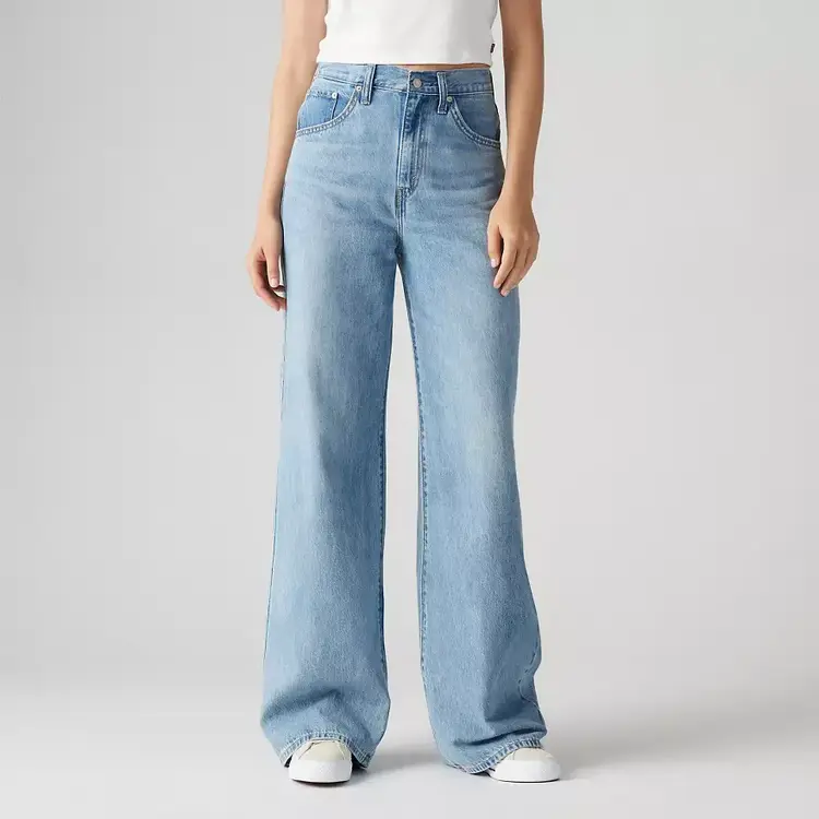 Levis WOMEN'S CINCH BAGGY 31