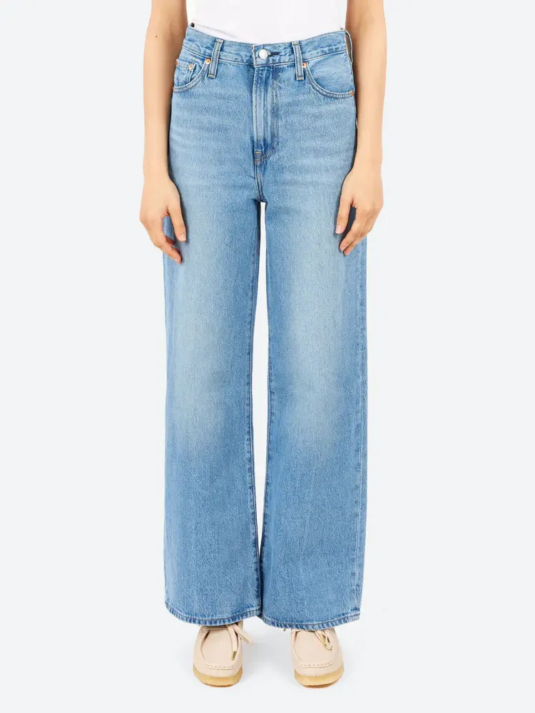 Levis WOMEN'S RIBCAGE WIDE 32