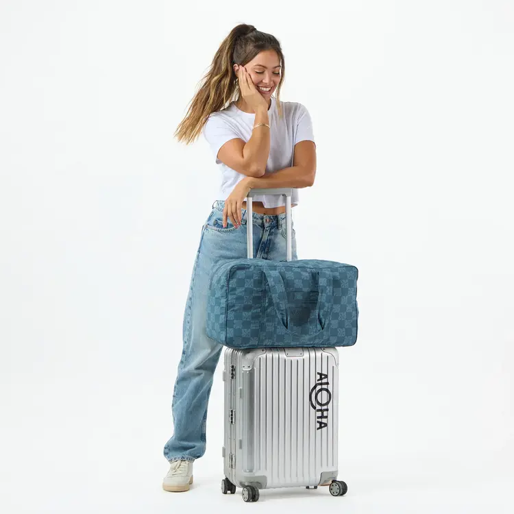 Aloha PUA CHECK KEEP IT LIGHT WEEKENDER