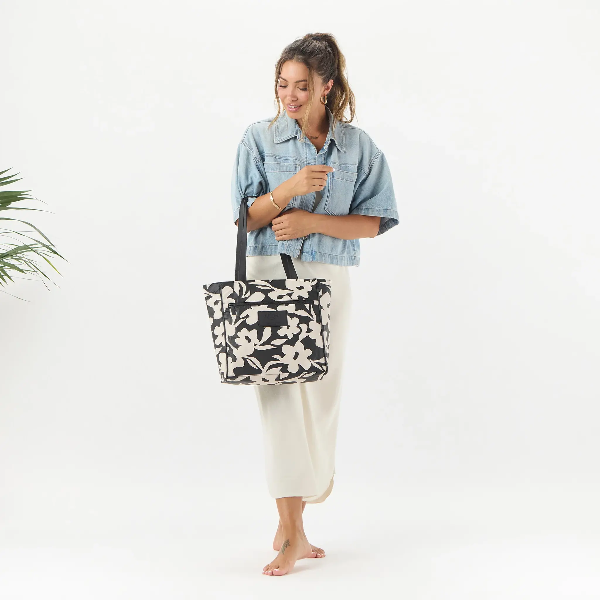 Aloha FALL FLOWERS GO-TO TOTE