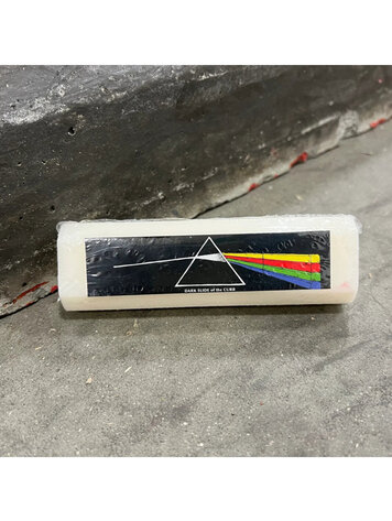 DARK SLIDE OF THE CURB COCONUT WAX WHITE