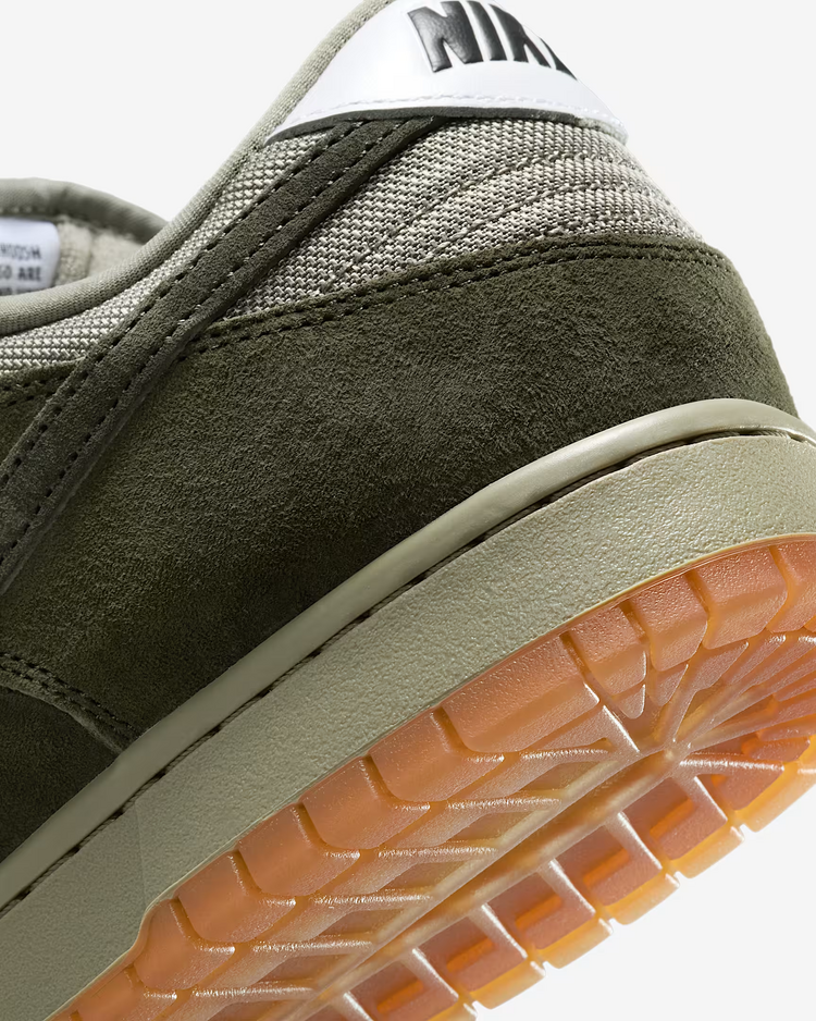 Nike SB MEN'S DUNK LOW PRO B