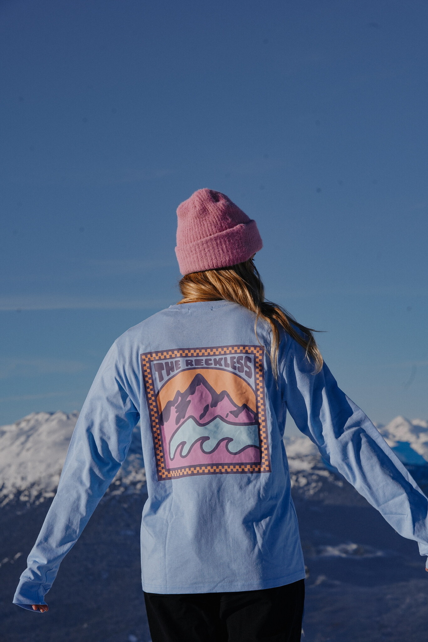 Notice the reckless PANORAMA LONGSLEEVE