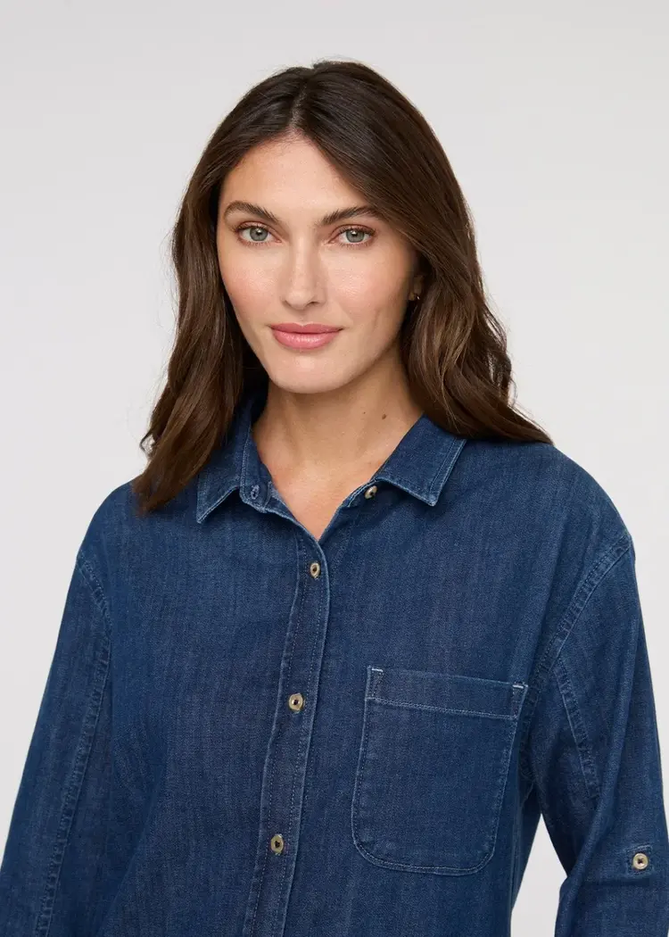 Du/er WOMEN'S PERFORMANCE DENIM LITE RELAXED BUTTON DOWN
