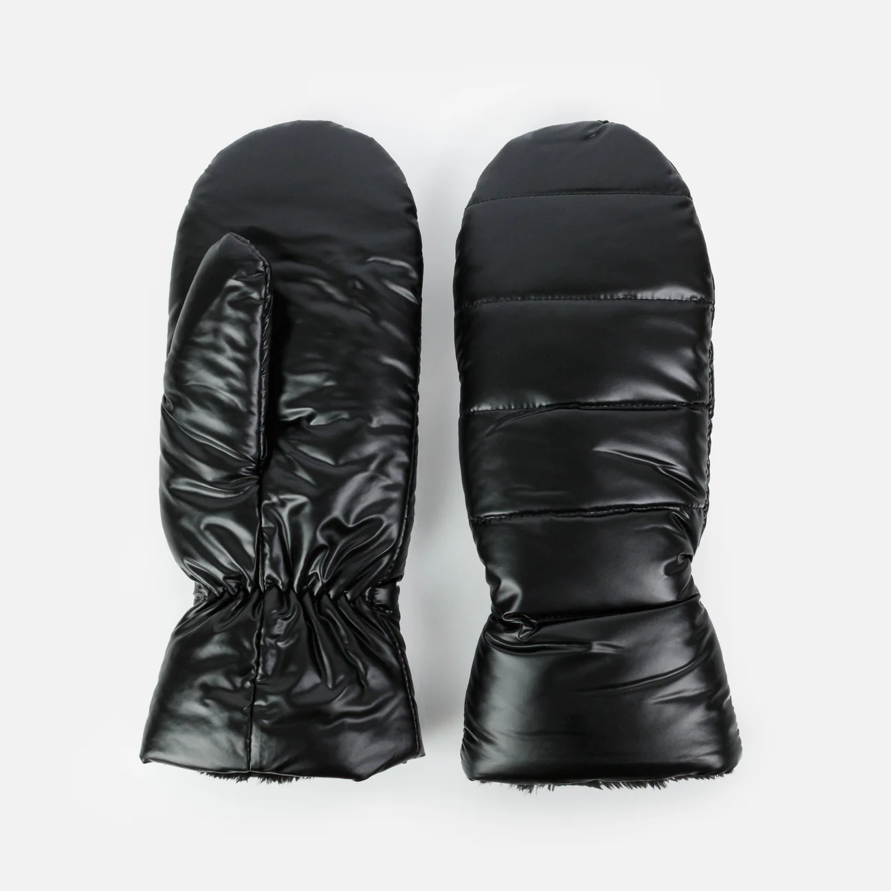 NANA THE BRAND WOMEN'S LUGANO QUILTED GLOSSY MITTENS