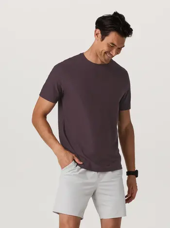 Vuori HOMMES STRATO TECH TEE RAISIN HEATHER