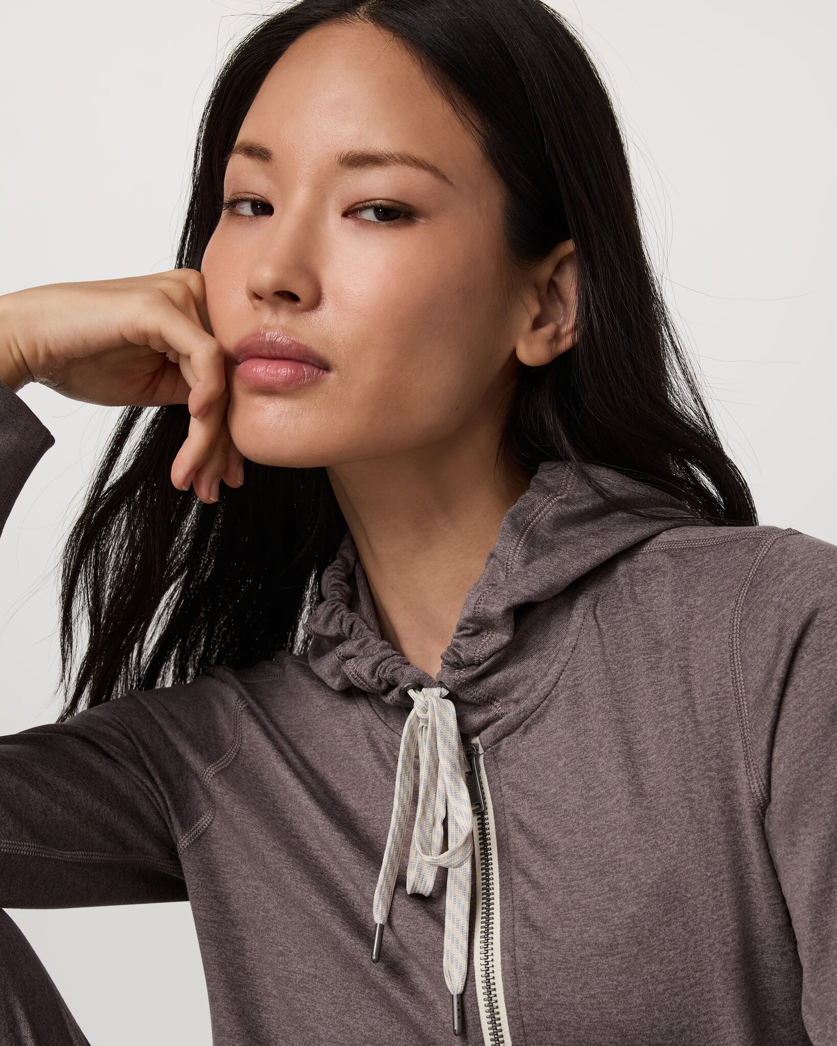 Vuori WOMEN'S HALO PERFORMANCE HOODIE 2.0