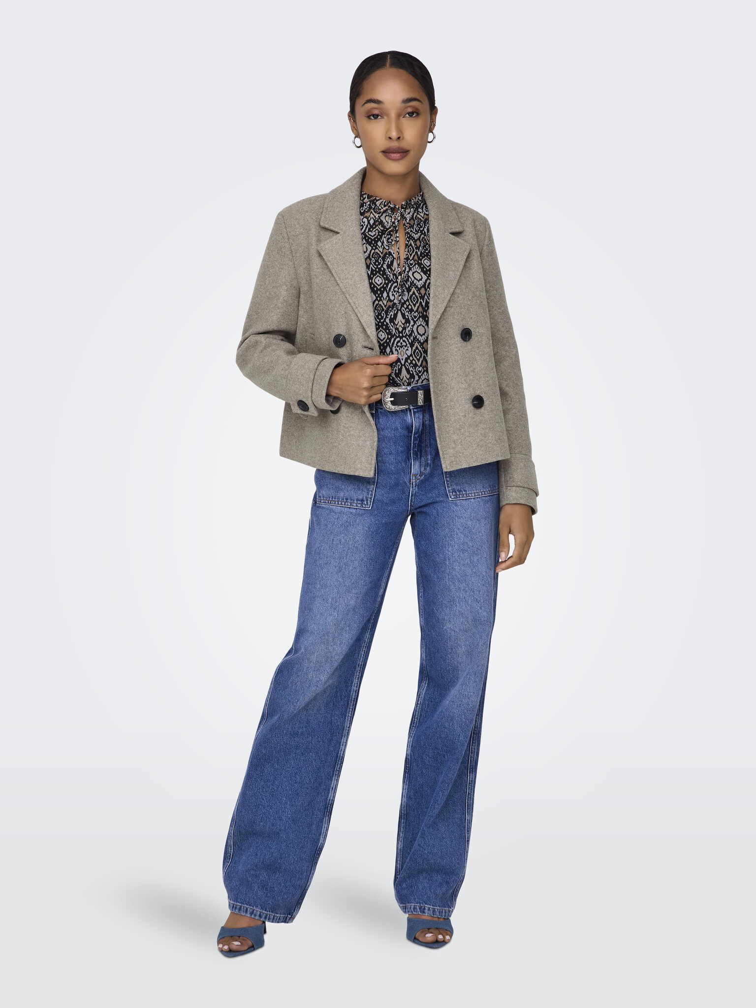 Only FEMMES FREJA SHORT DB JACKET