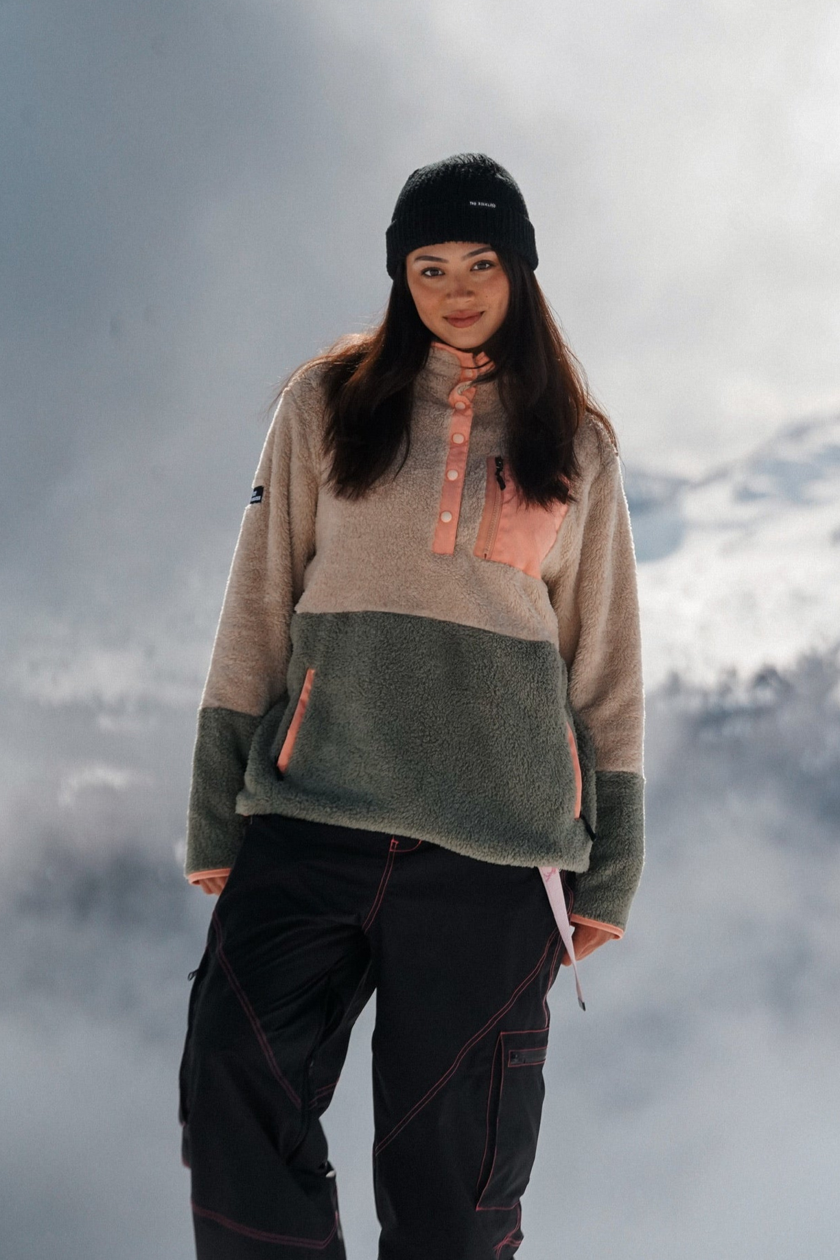 Notice the reckless WOMEN'S PINE CREEK FLEECE