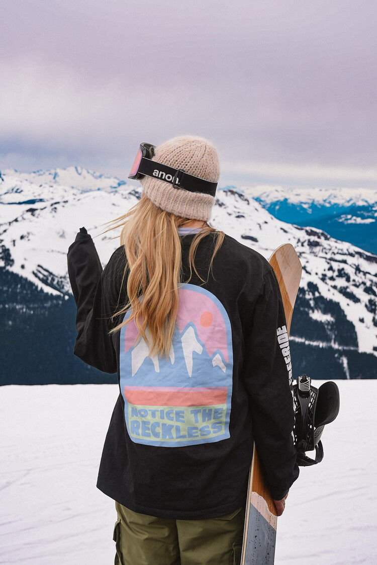 Notice the reckless FEMMES MOUNTAIN RIDGE LS