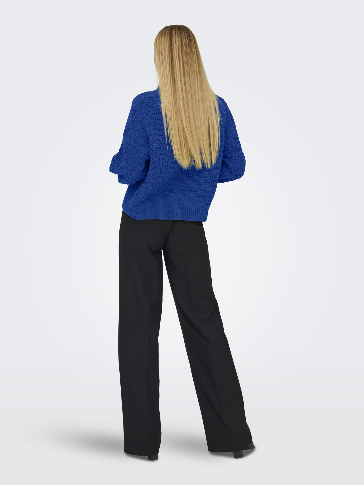 Only WOMEN'S GLOBE KNITTED PULLOVER