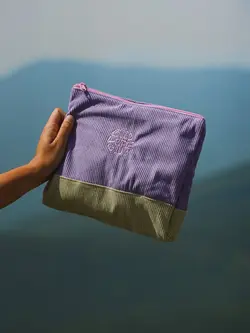 Notice the reckless WOMEN'S GOOD LIFE POUCH