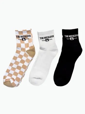 Notice the reckless WOMEN'S DROP-IN SOCKS TRIO PACK