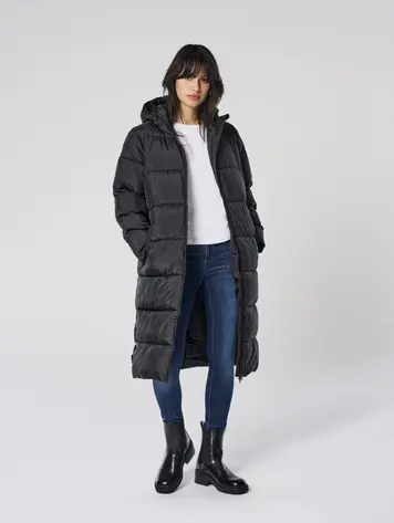 Only FEMMES MONTANA LIFE PUFFER COAT BLACK