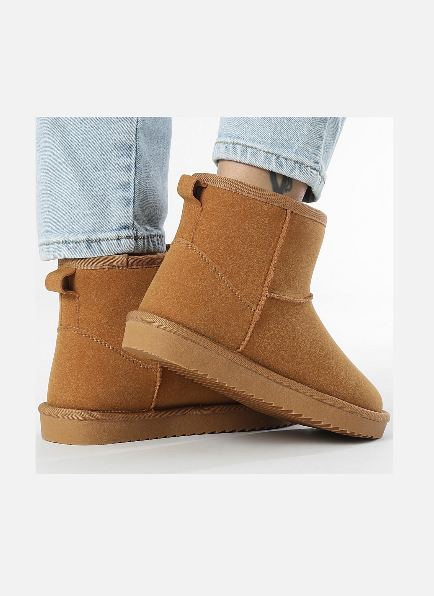 Only WOMEN'S FEODORA TEDDY LINED BOOTS