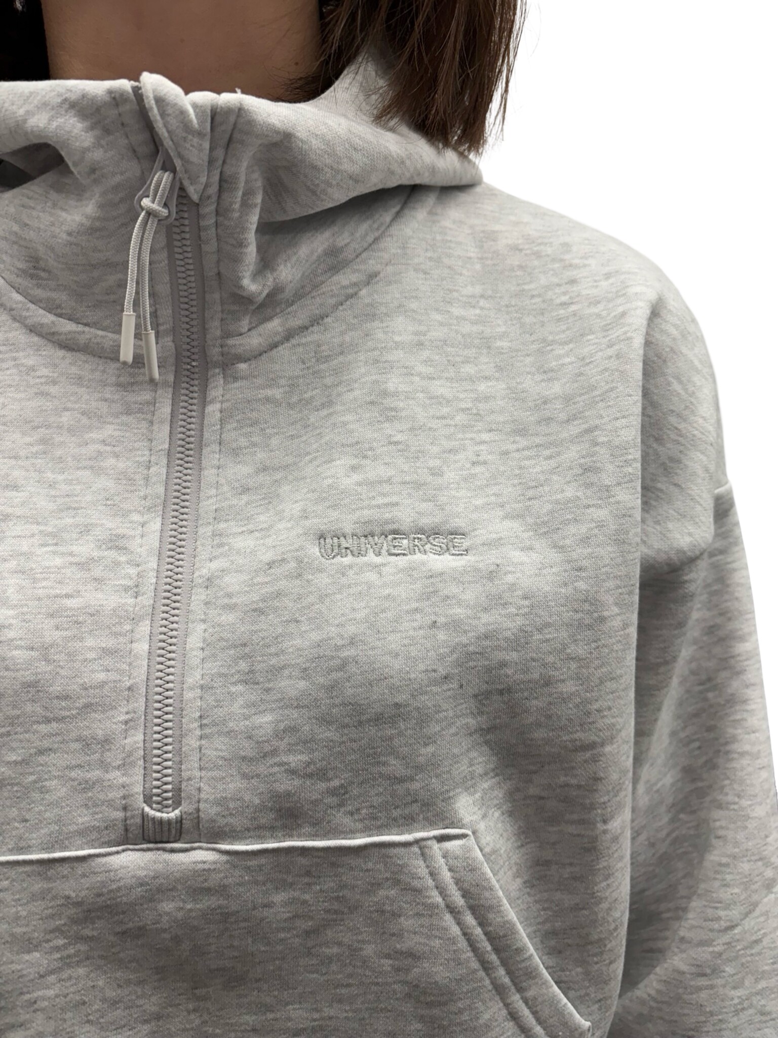 Universe Boardshop WOMEN'S BRO-D CROPPED DROP SHOULDER 1/2 ZIP HOODIE