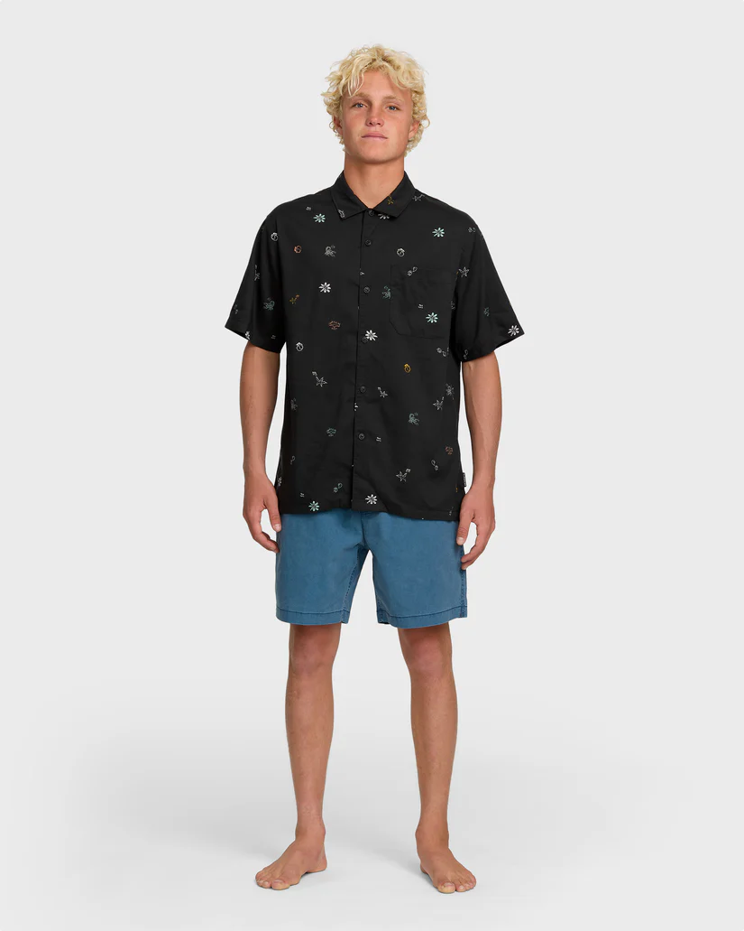 Quiksilver MEN'S BEACH CLUB CASUAL SHORT SLEEVE SHIRT