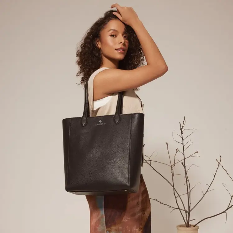 Lambert THE CLAIRE VEGAN LEATHER BAG BLACK
