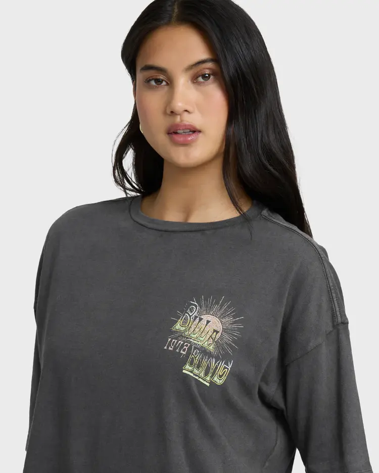 Billabong WOMEN'S SUN CHASING SHORT SLEEVE T-SHIRT