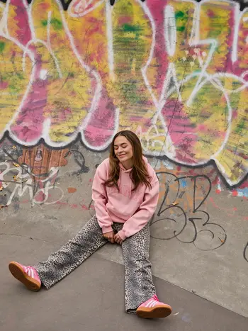 NANA THE BRAND WOMEN'S SHANIE HOODIE PINK