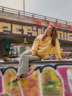 NANA THE BRAND WOMEN'S SHANIE HOODIE YELLOW