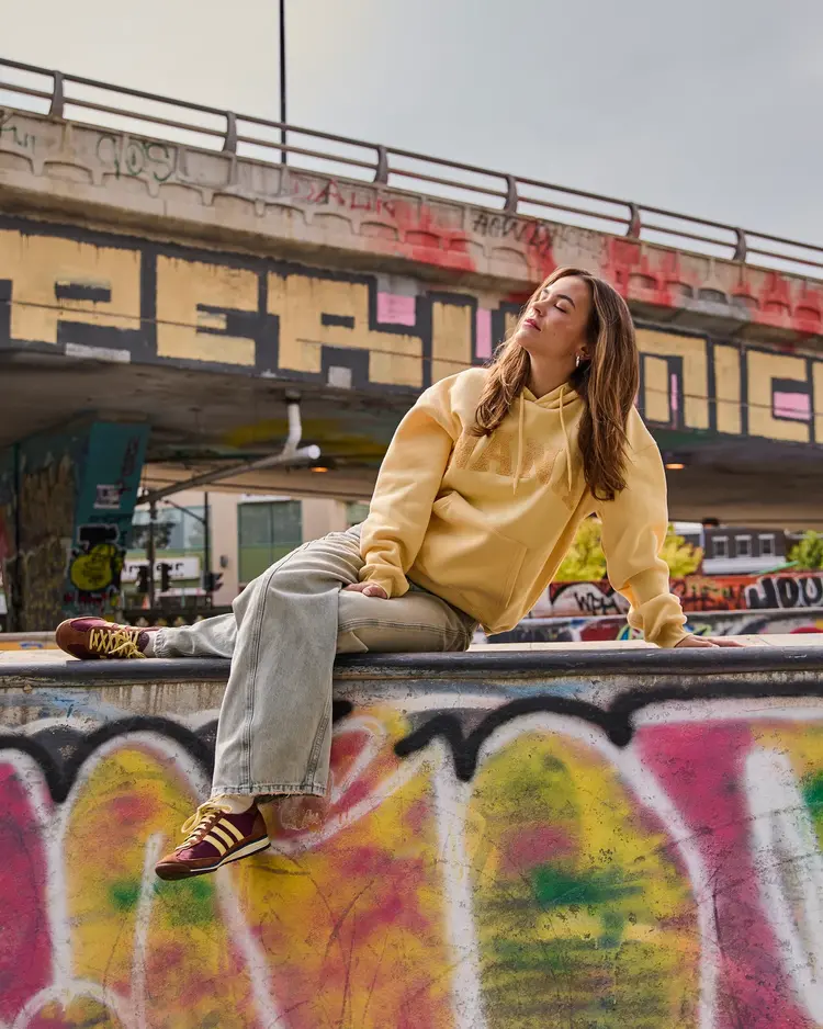 NANA THE BRAND WOMEN'S SHANIE HOODIE