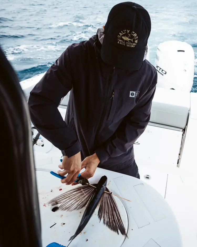Salty crew MEN'S STAMPED TRUCKER HAT