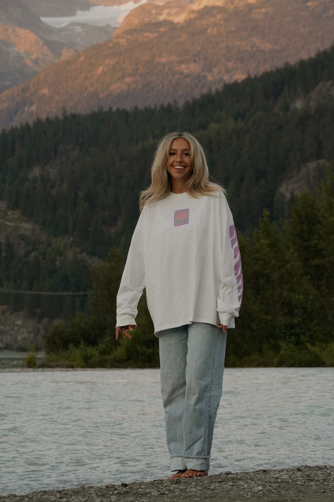 Notice the reckless WOMEN'S GECKO SURF CO LONG SLEEVE