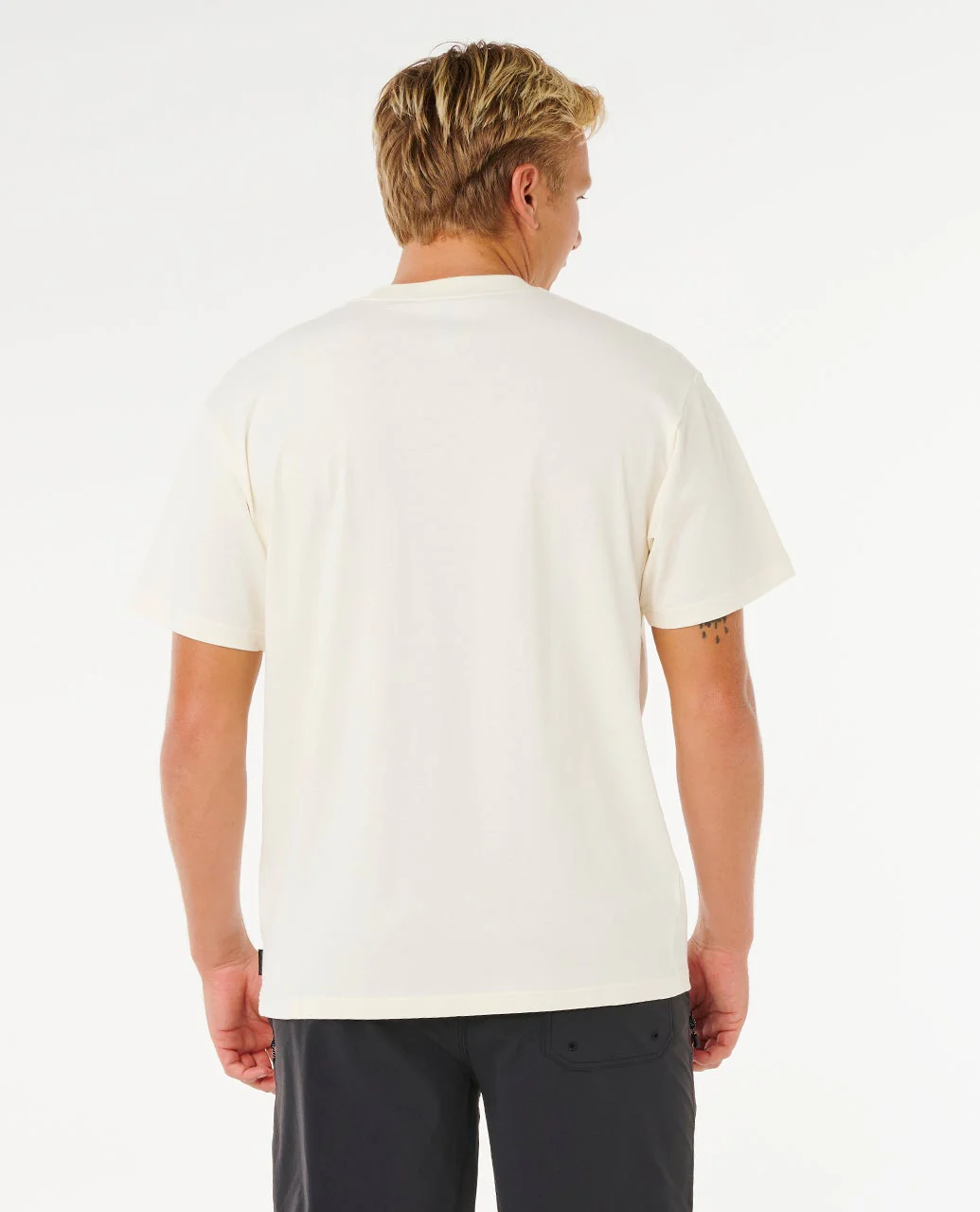 RIP CURL MEN'S SEARCH EMBROIDERY TEE
