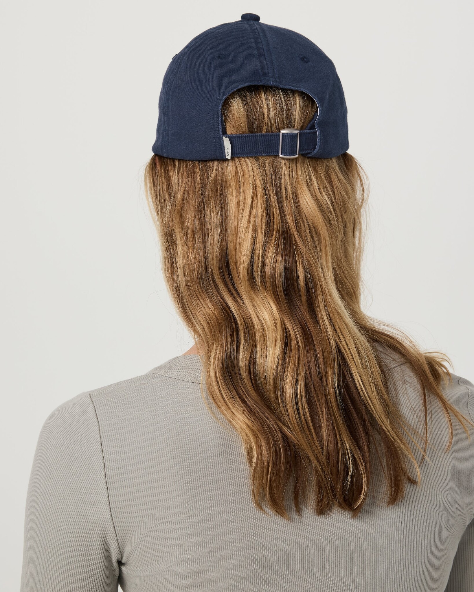 Vuori FEMMES VUORI DAD HAT