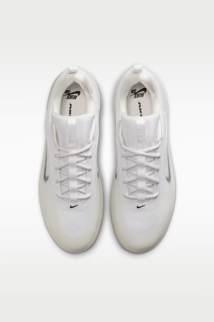 Nike SB MEN'S SB ZOOM NYJAH 4