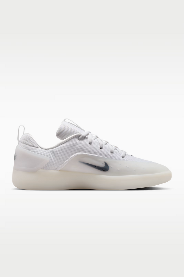 Nike SB HOMMES SB ZOOM NYJAH 4