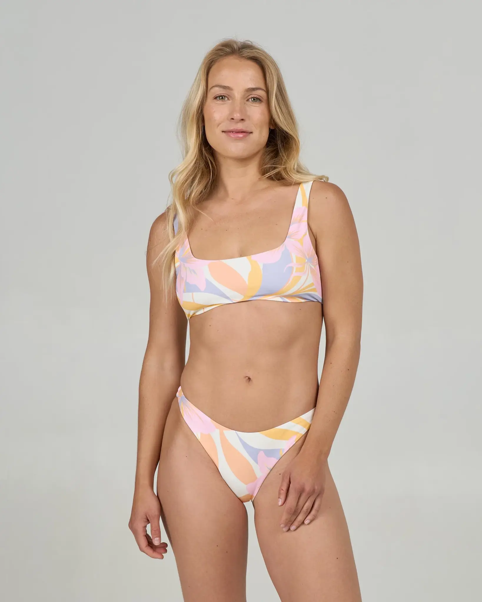 Salty crew FEMMES BLOOMED BRALETTE