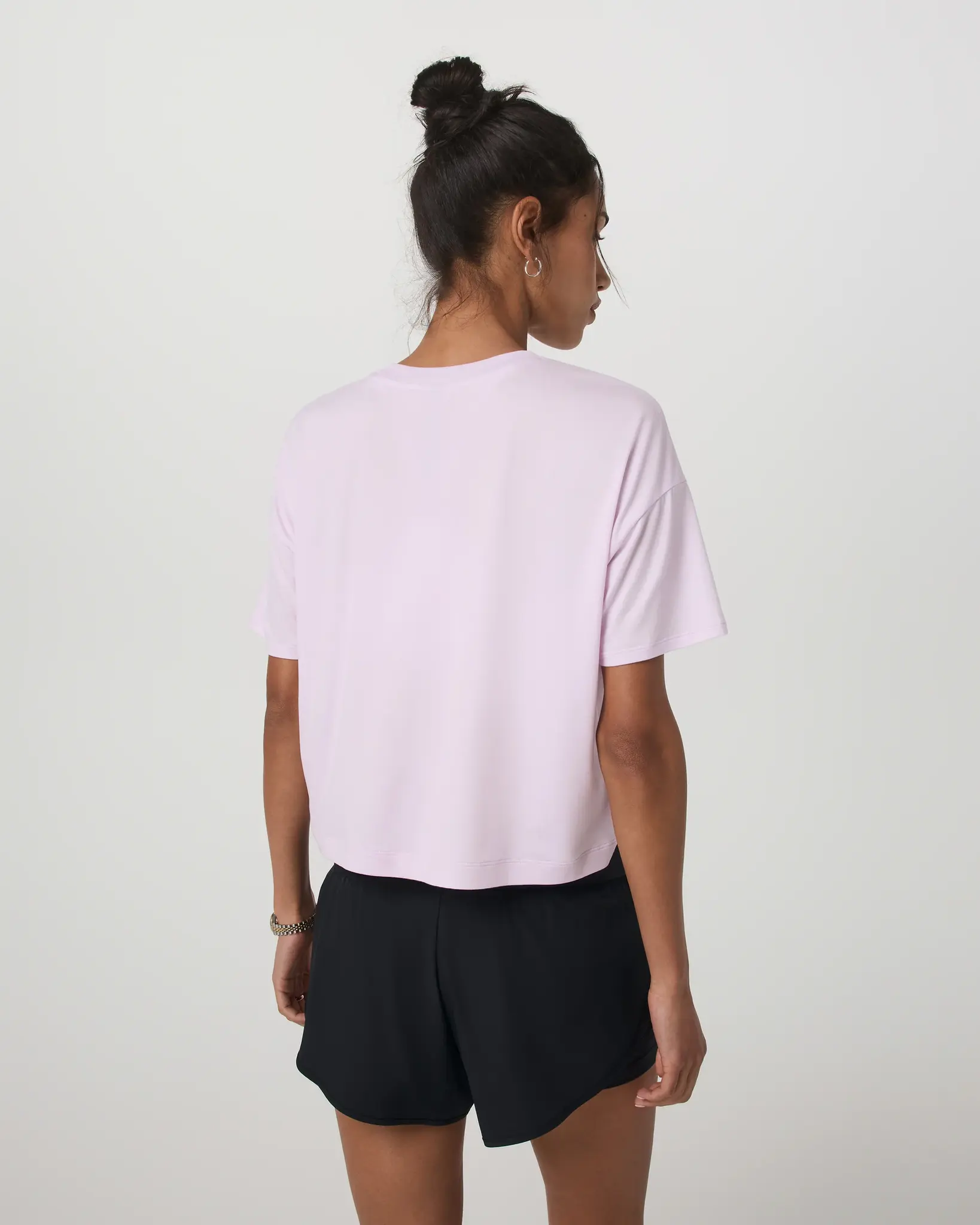 Vuori WOMEN'S ENERGY TEE