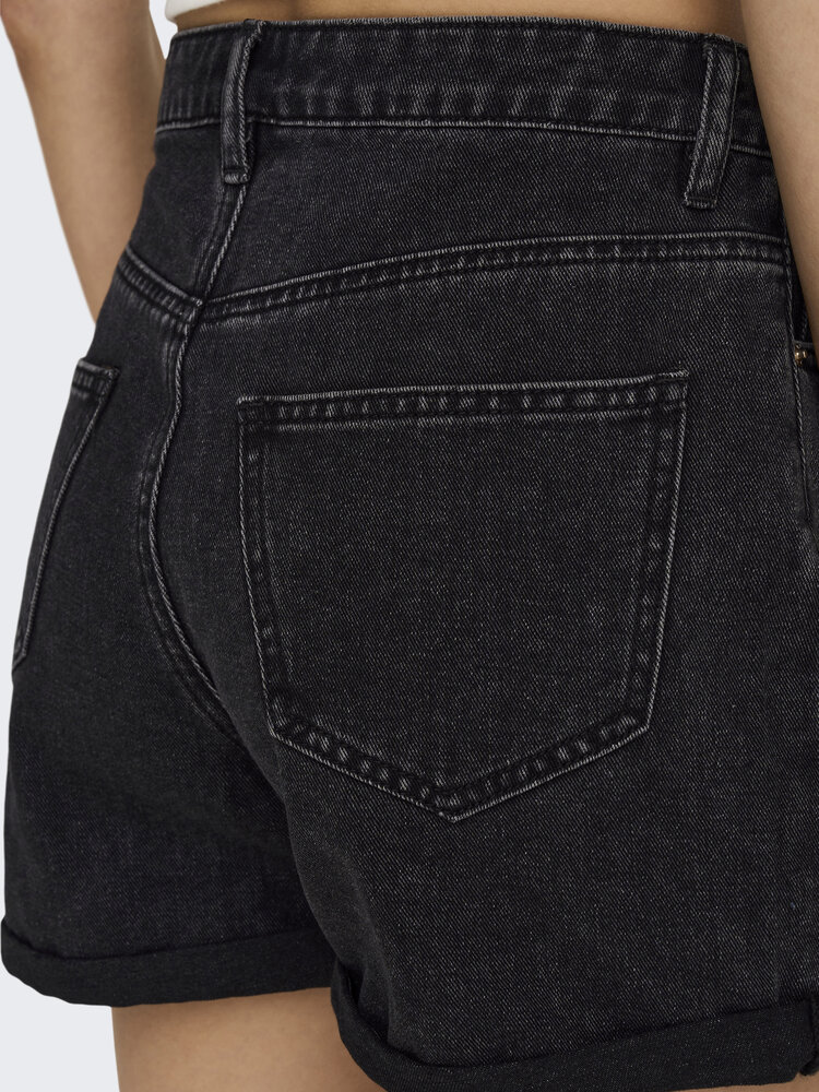 Only FEMMES PHINE DENIM SHORTS