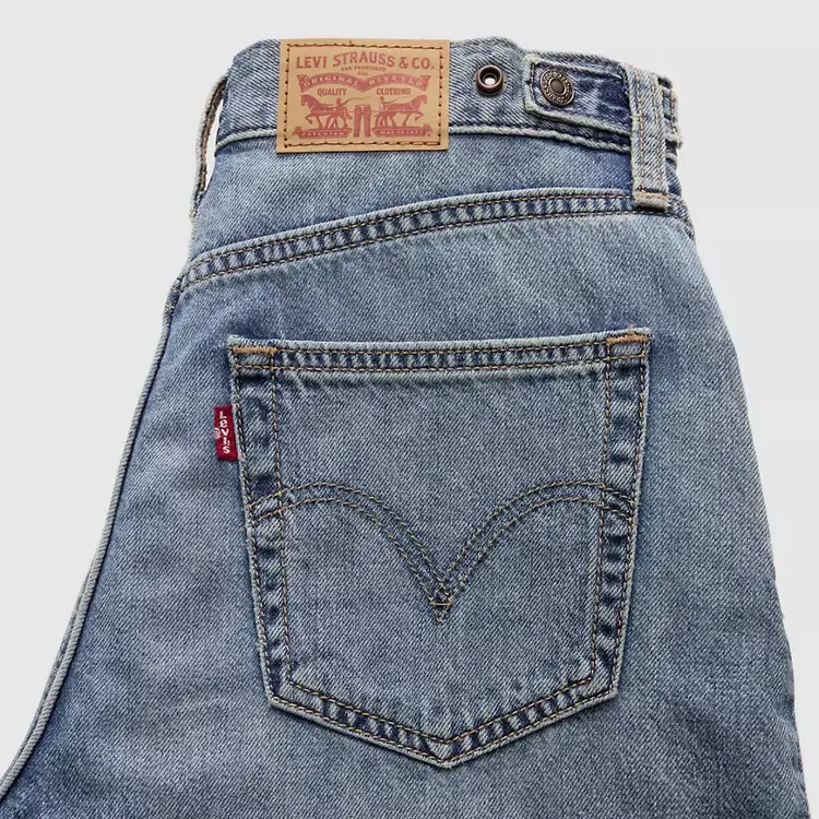 Levis WOMEN'S CINCH MID-THIGH SHORTS