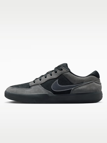 Nike SB HOMMES FORCE 58 BLACK/METALLIC DARK GREY/ANTHRACITE/GUM RED