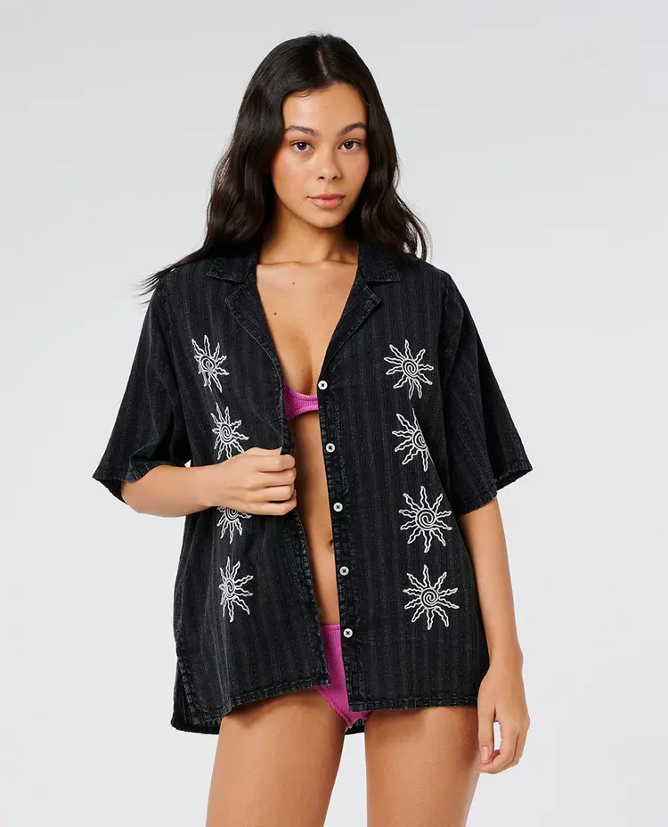 RIP CURL FEMMES TOPANGA EMBROIDERED SHIRT